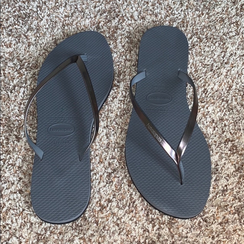 Havaianas Grey Flip Flops